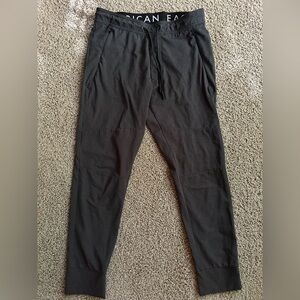 American Eagle men’s M Joggers